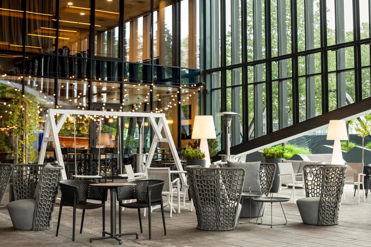 Courtyard By Marriott Vilnius City Center Exterior photo