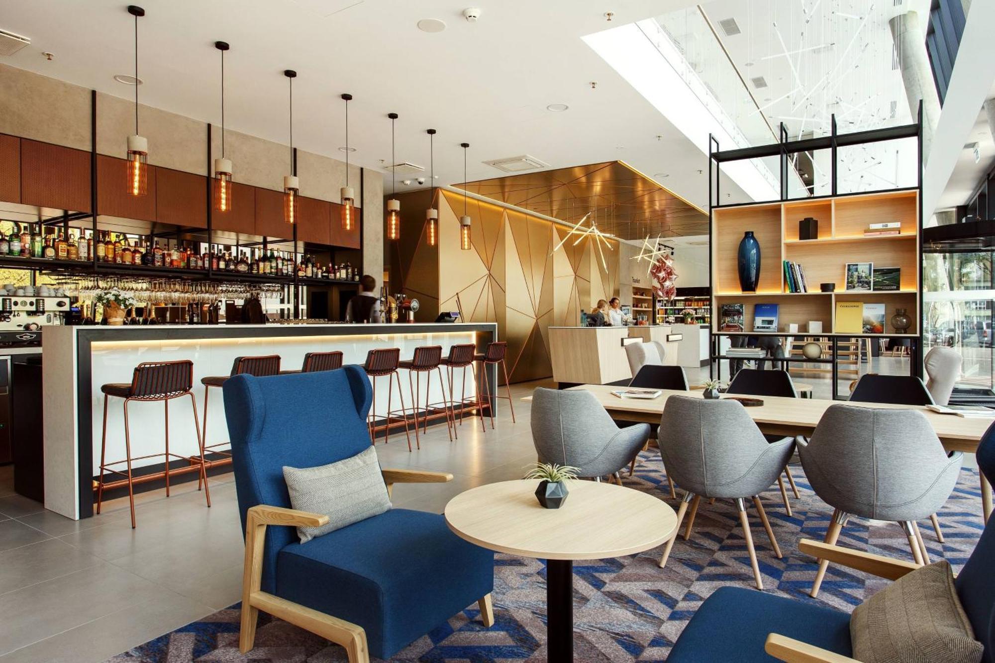 Courtyard By Marriott Vilnius City Center Exterior photo