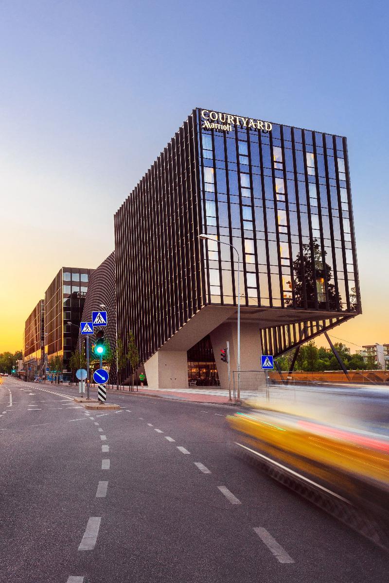 Courtyard By Marriott Vilnius City Center Exterior photo